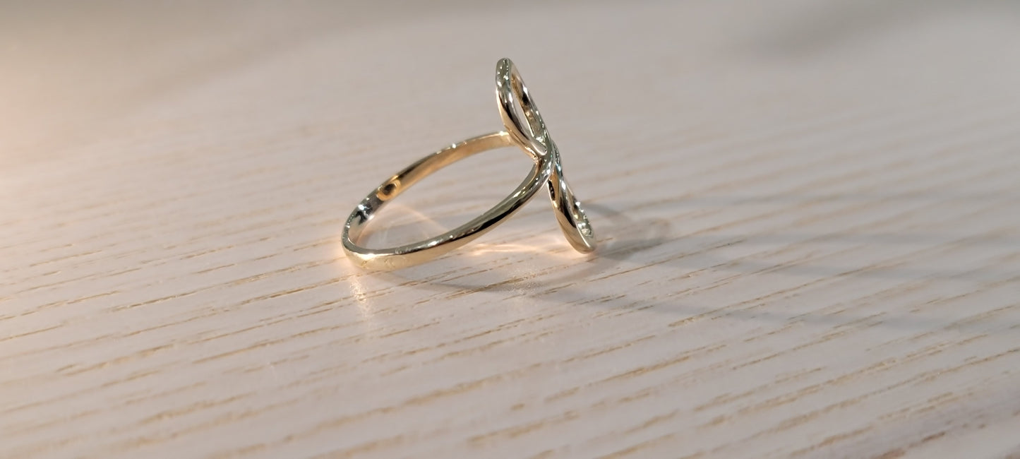 14K Eight Ring