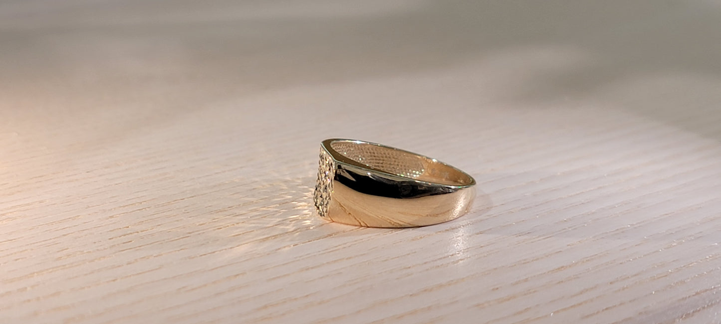14kt Gold Ring Wave