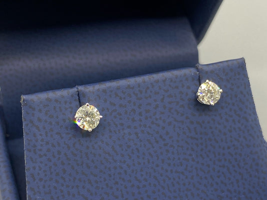 SI 2 J diamond Studs