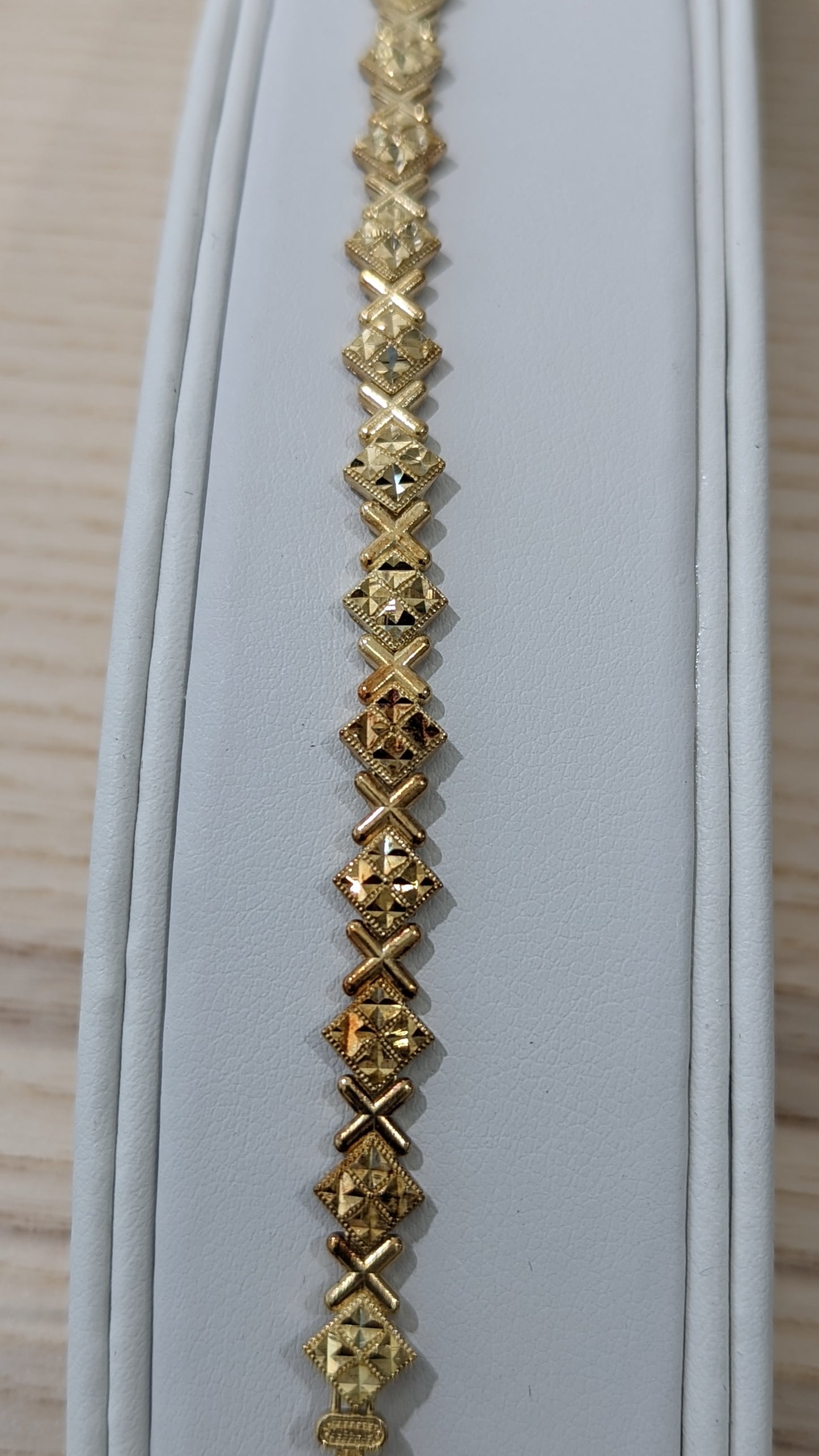 10kt Gold Bracelet X